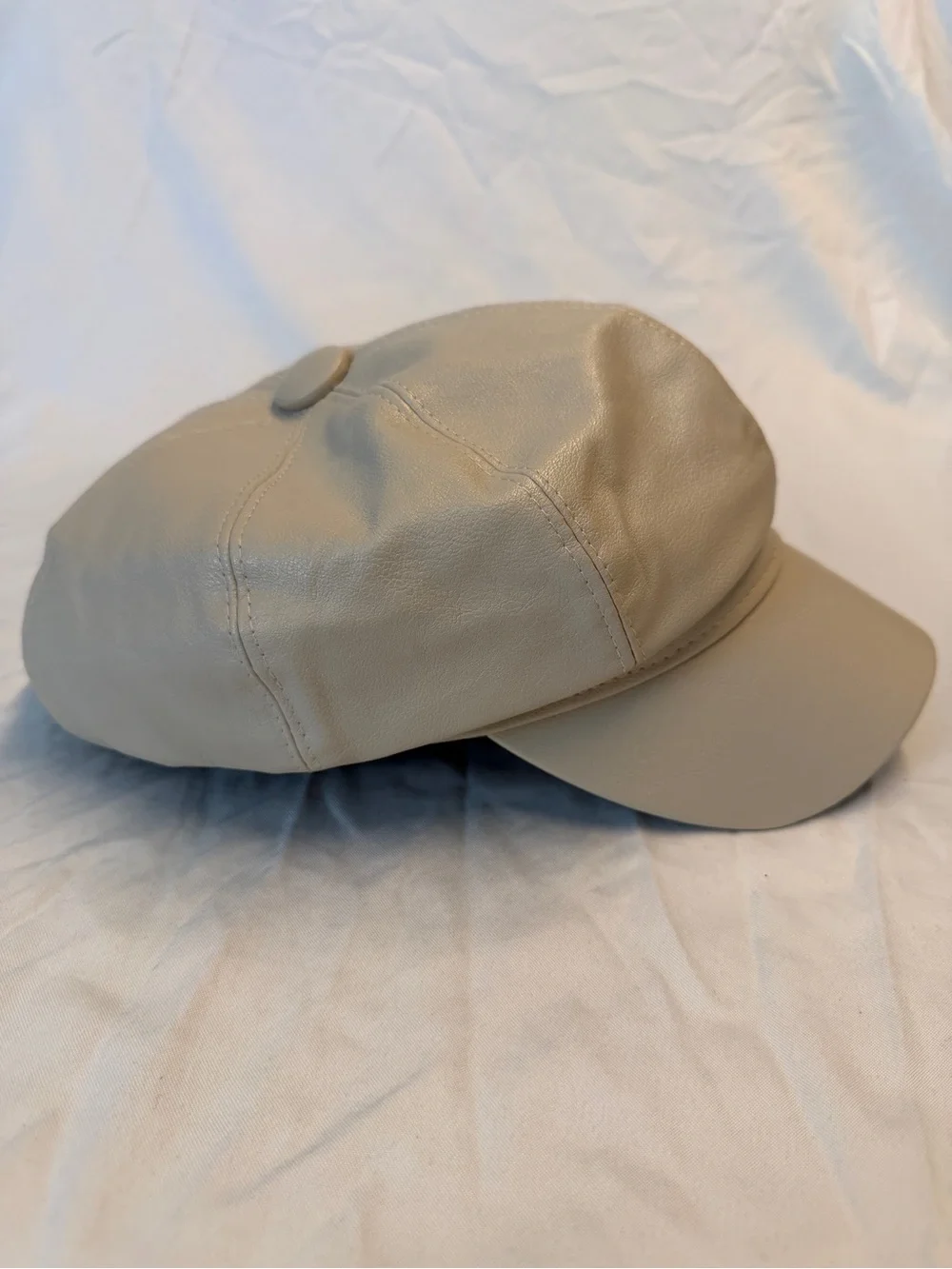 Vintage 1960’s Beige Faux Leather Newsboy Cap